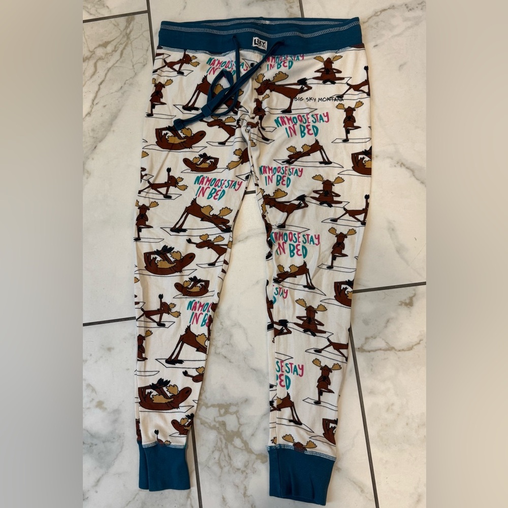Moose Print Women’s Pajama Bottoms